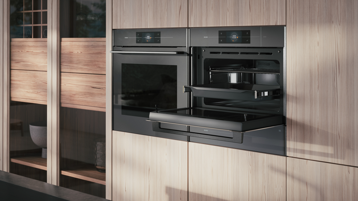 Духовой шкаф с функцией пароварки и СВЧ